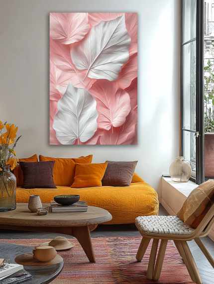 Rožinių ir baltų lapų elegancija paveikslas jaukioje bohemiško stiliaus svetainėje su geltona sofa ir rudens akcentais